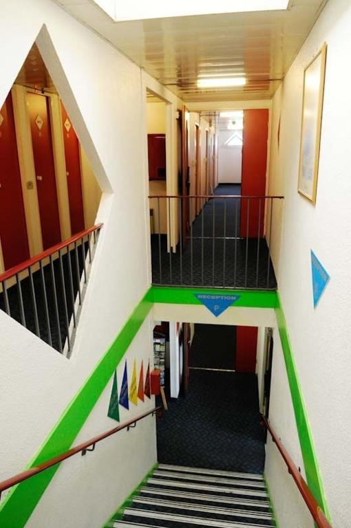 Lemon Hotel Le Coteau Екстер'єр фото
