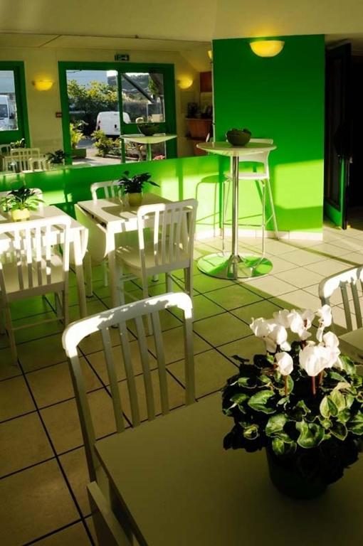 Lemon Hotel Le Coteau Екстер'єр фото